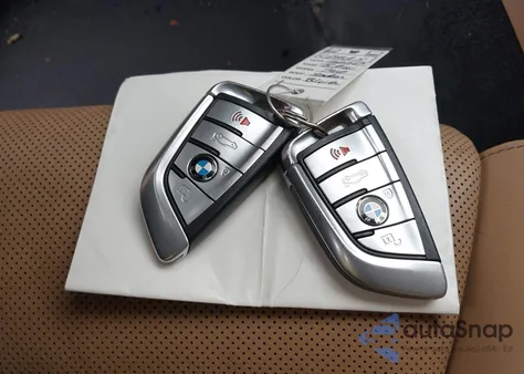 2020 BMW 740I xDrive из США, поврежденный, VIN WBA7T4C00LGF97347